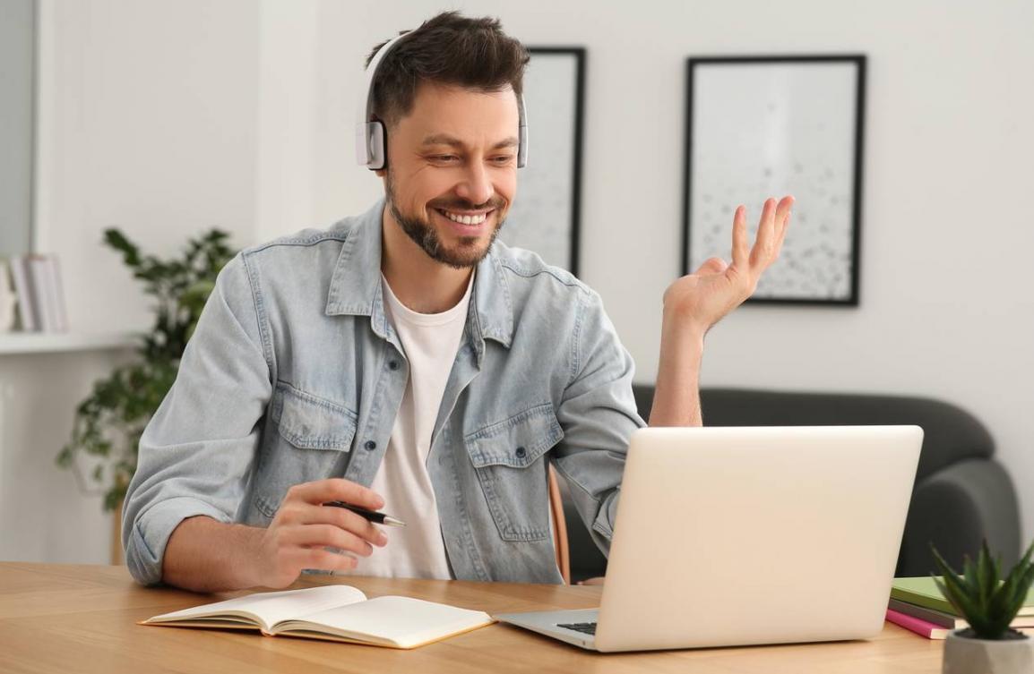 Vista del programa educativo de automatización empresarial