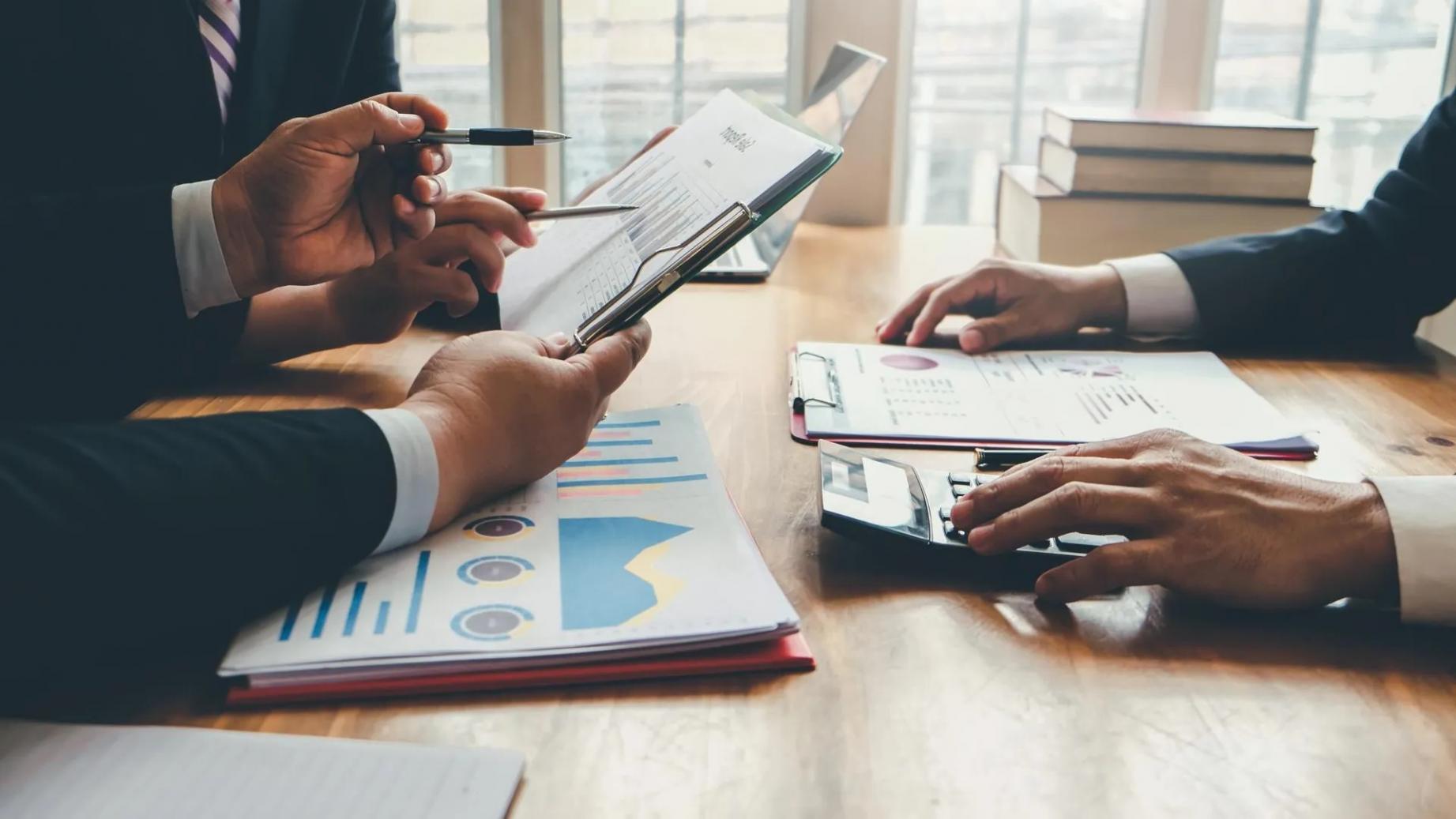 Proceso de automatización empresarial en acción